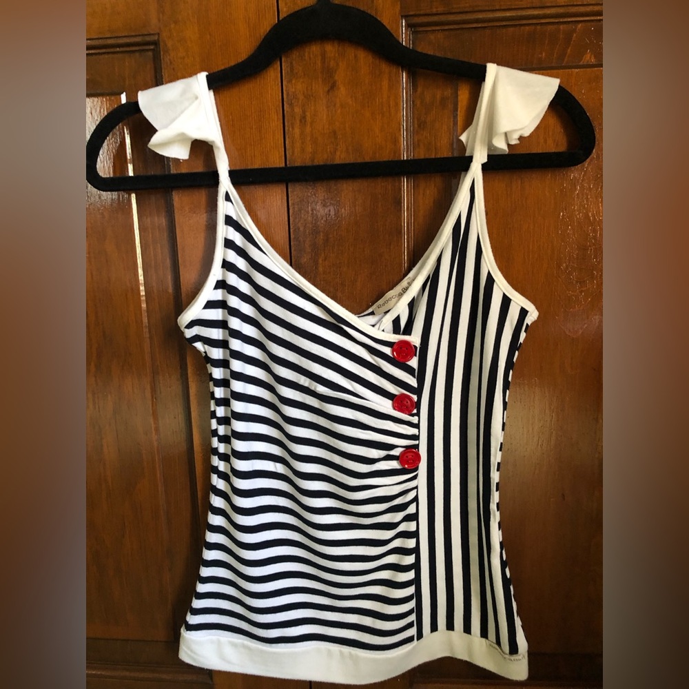 Rebecca blu tank top in M but it’s more xs
